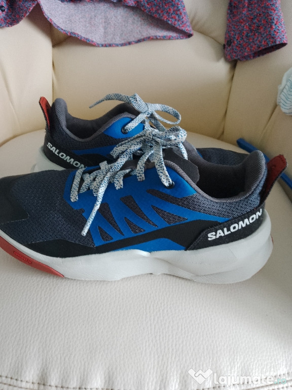 Adidași SALOMON in stare foarte foarte. buna pt femei se