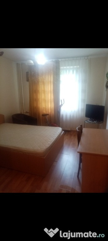 Închiriere camera cu baie separata in ap de 3 camere