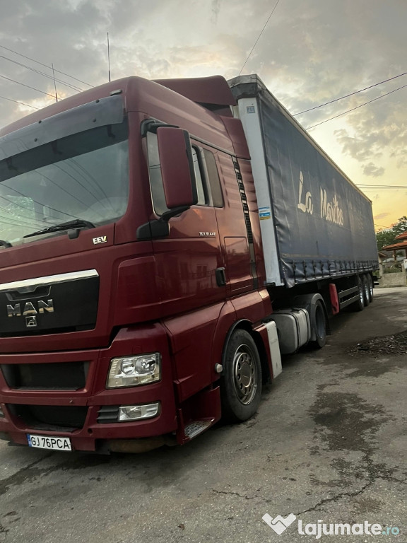 Vând sau schimb cu Duba de marfa