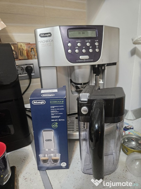 Aparat cafea DeLonghi