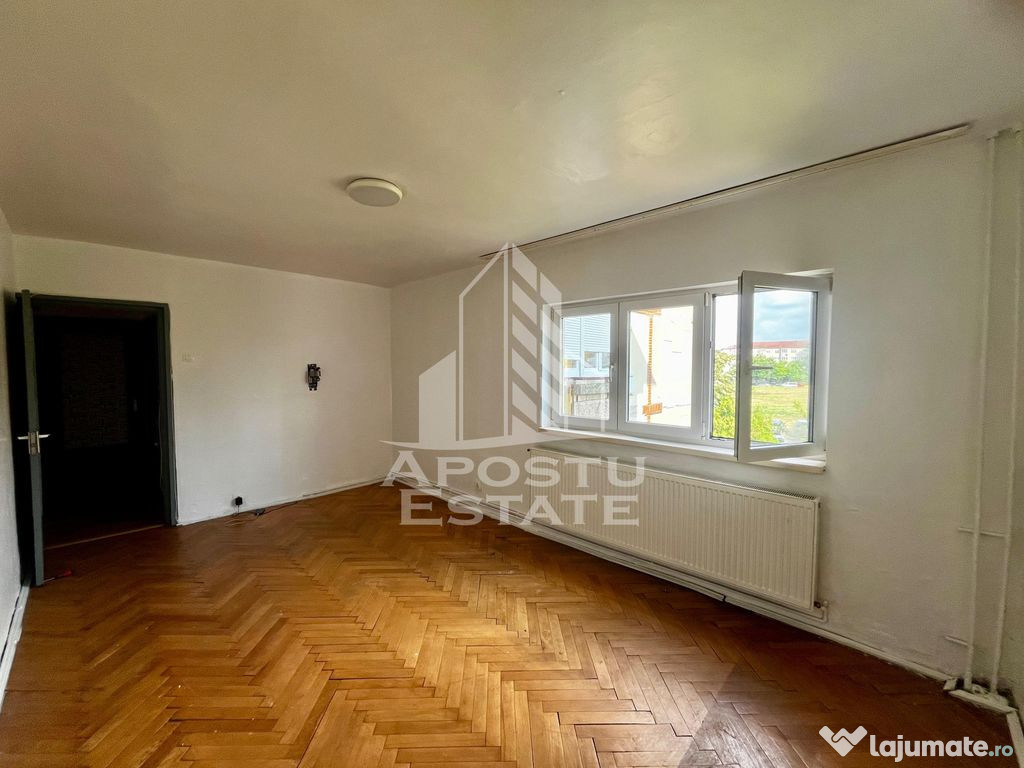Apartament 2 camere,etaj 2,centrala proprie,zona Lipovei