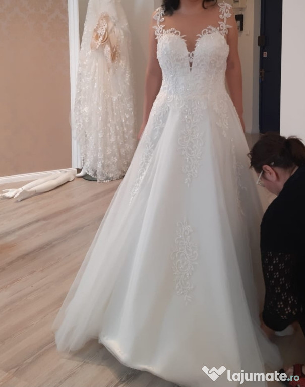 ♀️ Rochie de mireasă elegantă tip A-line – stare impecabilă