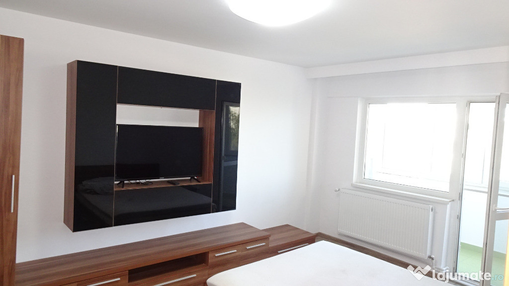 Inchiriez apartament 2 camere decomandat in Deva, zona Garii, mobilat