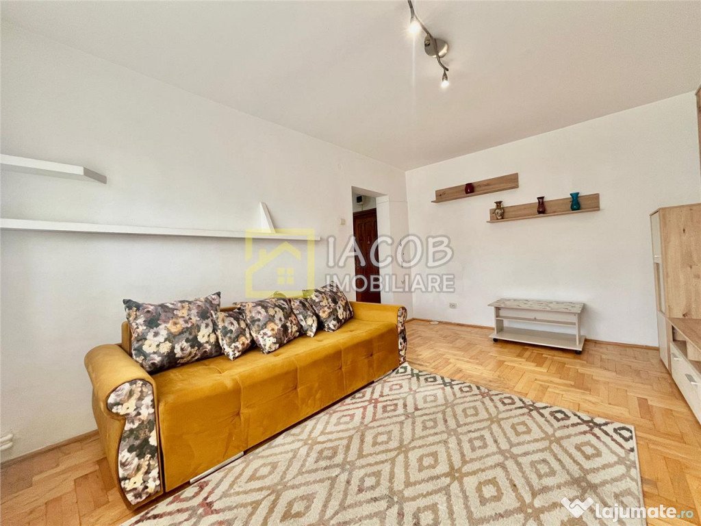 Apartament 2 CD, ultracentral, de inchiriat, etaj 4
