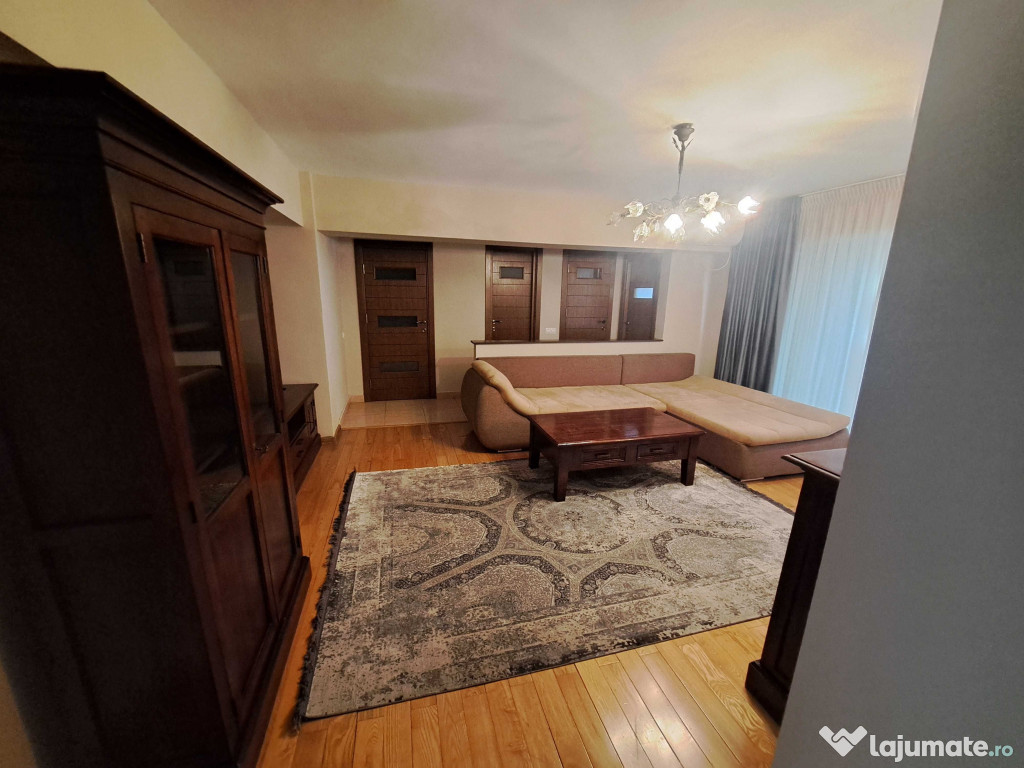 3 Camere, Decebal, 9 min Metrou