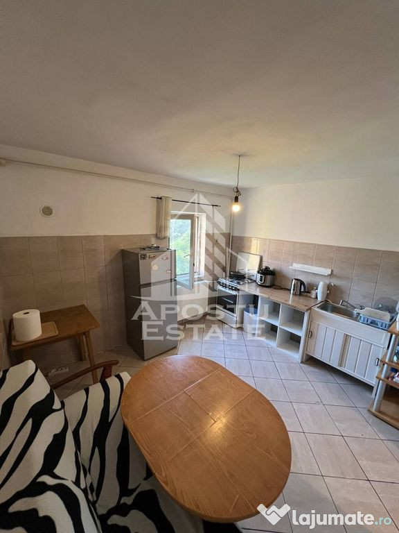 Apartament cu 2 camere, 58 mp, semidecomandat, Aradului