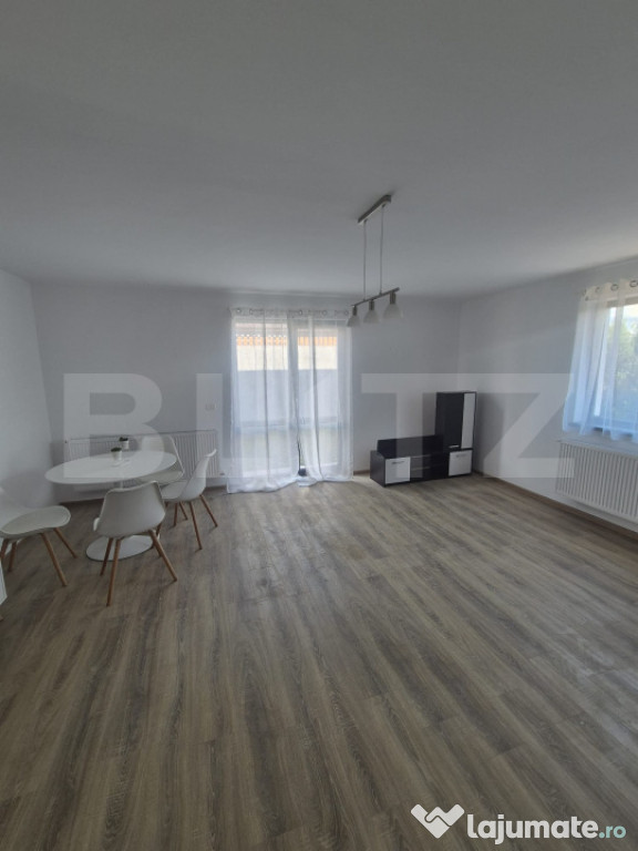 Casă tip duplex modernă, spațiu, lumină și confort pent