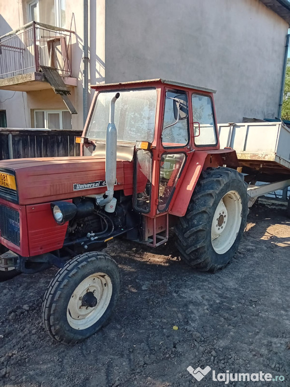 Vând tractor 445 plus remorcă basculabila și plug 2 brazde