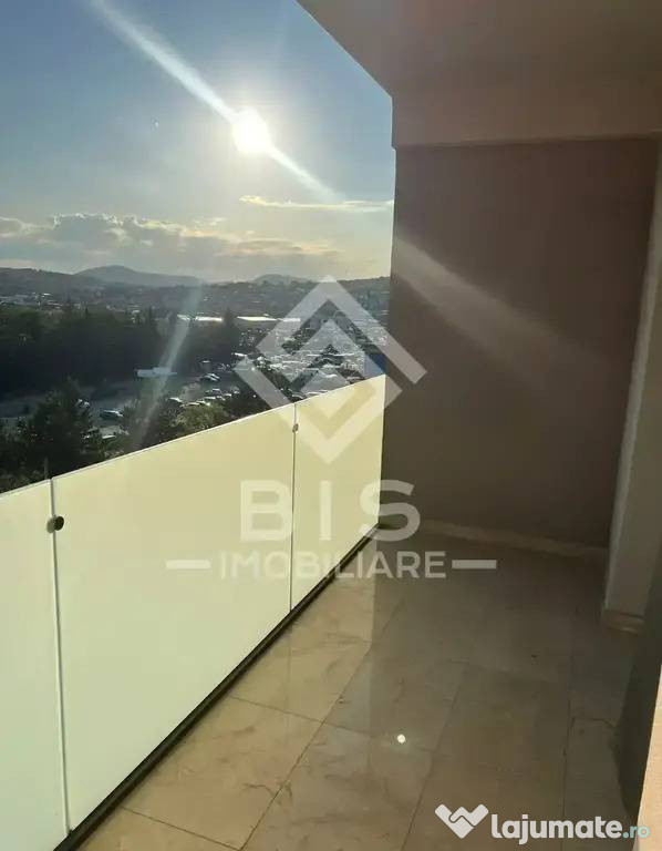 Apartament de vanzare 3 camere - zona ISU