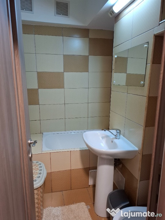Închiriez apartament cu 1 camera