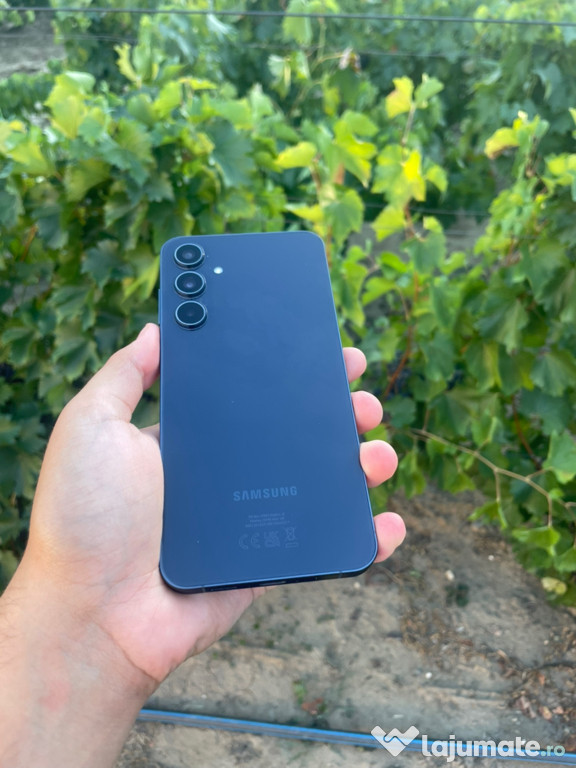 Vând Samsung Galaxy A55, 256 GB, Utilizat