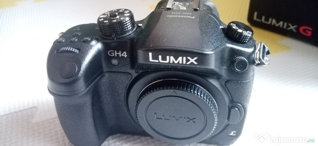 Panasonic Lumix GH4 R