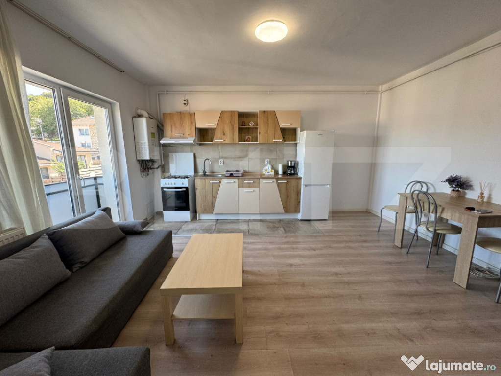 Apartament 2 camere, etaj intermediar, parcare, zona Teilor