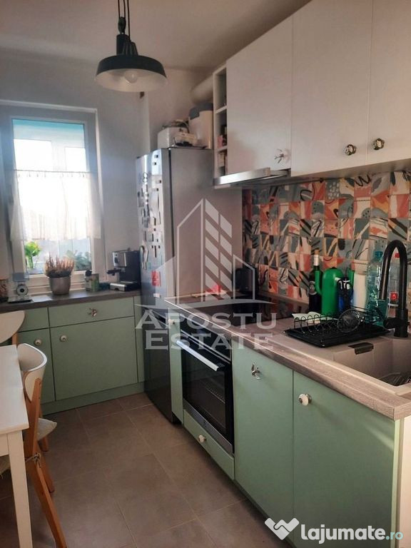 Apartament semidecomandat cu 2 camere - zona Olimpia