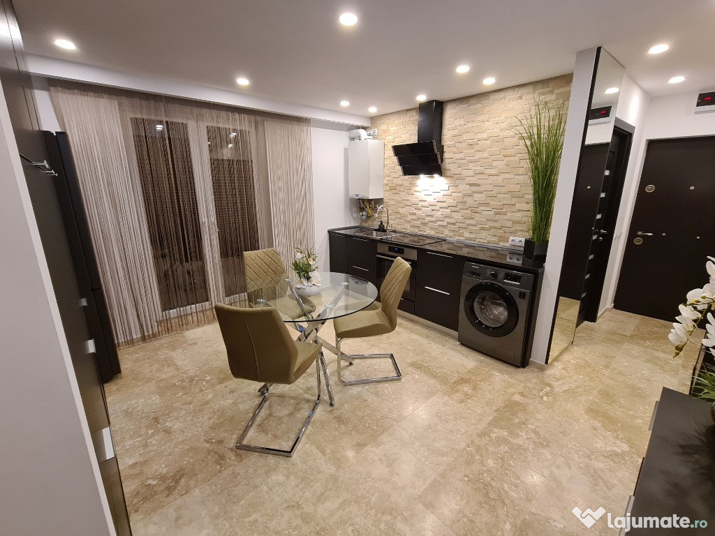 Apartamemt 2 camere Decebal etaj 3
