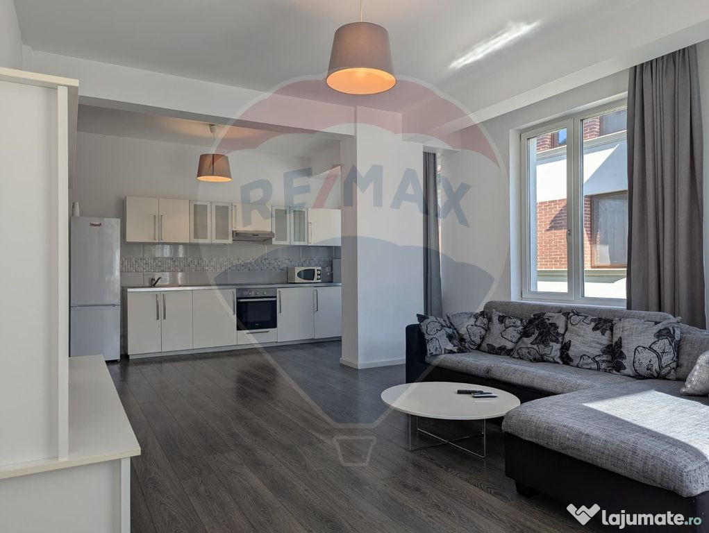 Apartament spatios si luminos in vila, zona Vitan
