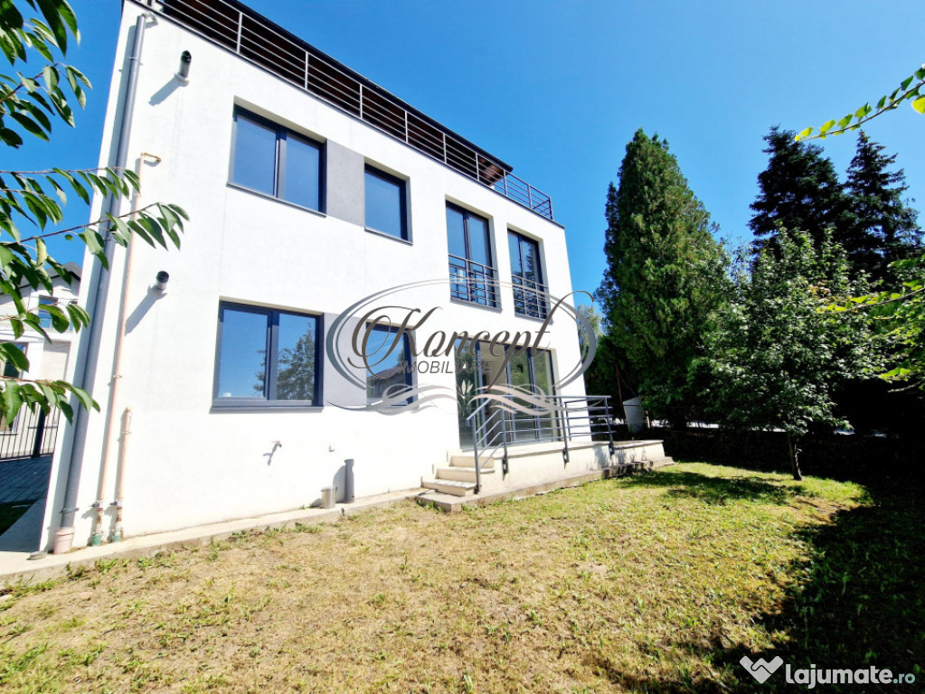 Sediu profesional cu terasa panoramica in Gruia