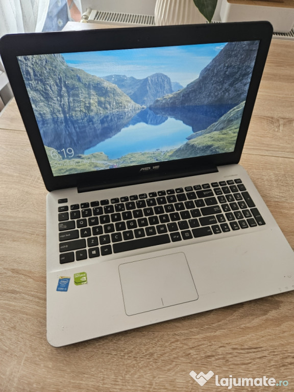 Asus X555L Intel core i5 nVidia GeForce 920M