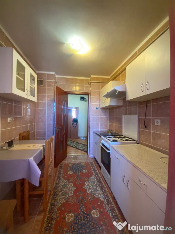 Apartament 2 camere decomandat Dacia