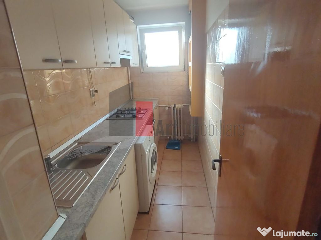 Vânzare garsonieră Tineretului