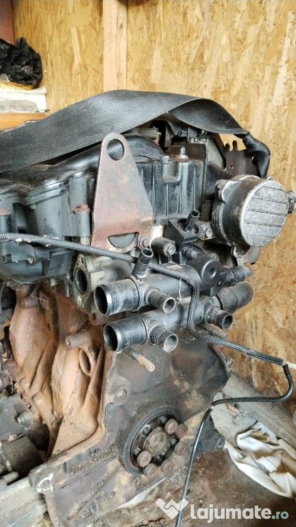 Vând motor 2.5 Euro4 Renault trafic Opel vivaro