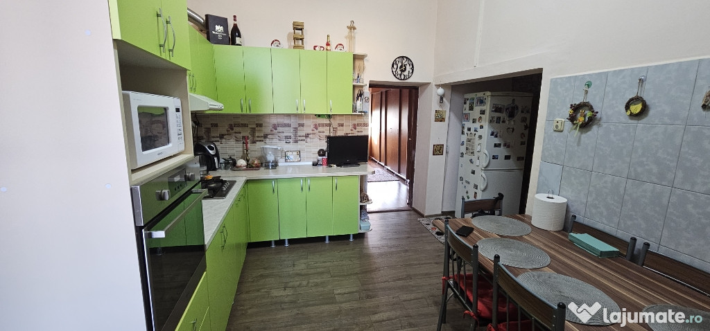 Apartament 3 camere, 100 mp, zona Parcul Reconcilierii – ultracentral