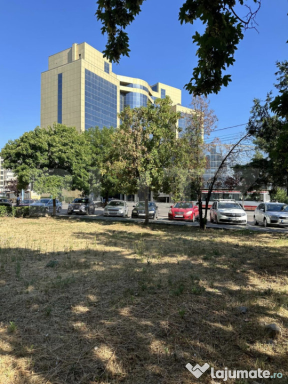 Teren intravilan stradal, amplasament central, pe strada AI
