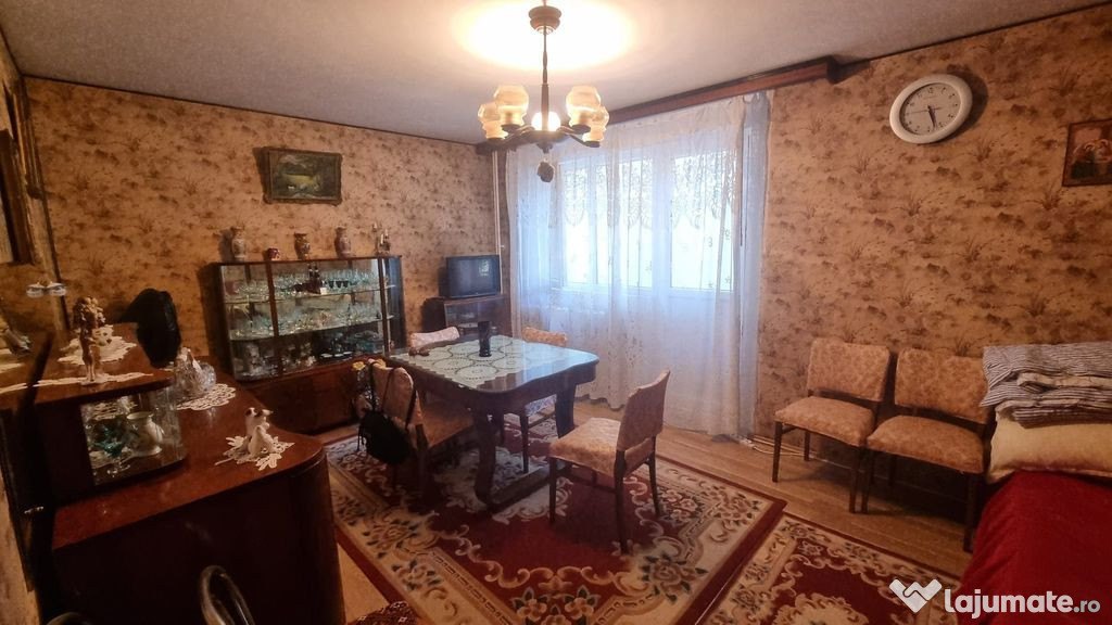 Apartament 4 camere decomandat Bd Ctin Brancoveanu