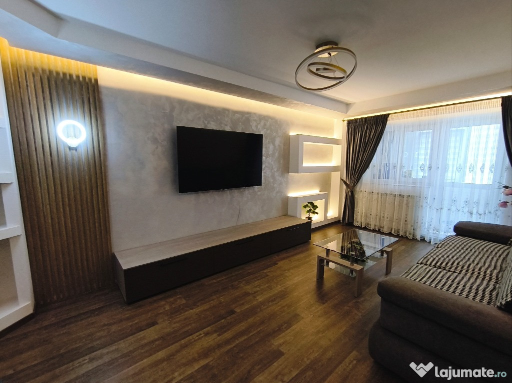 Vând apartament cu 3 camere Strada Privighetorii