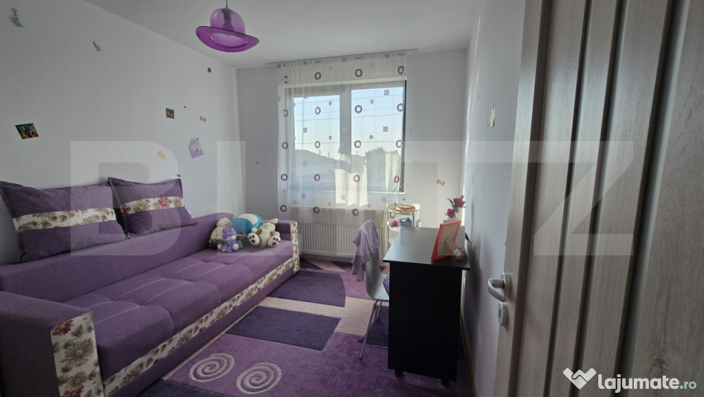 Casa 4 camere 110 mp .Teren 200 mp . Odoreu