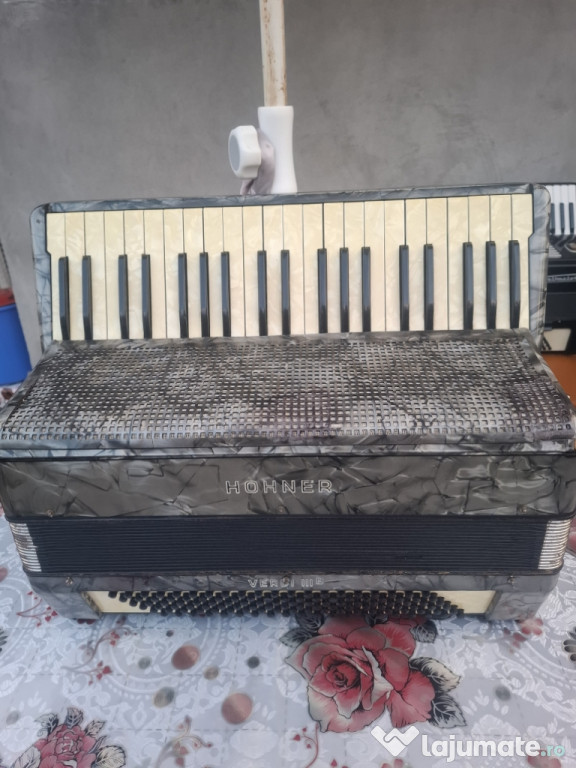 Acordeon Hohner Verdi III B