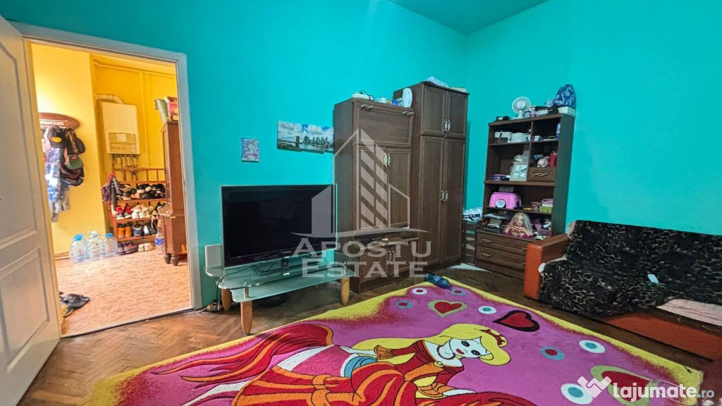 Apartament cu 2 camere la curte comuna, zona Iosefin