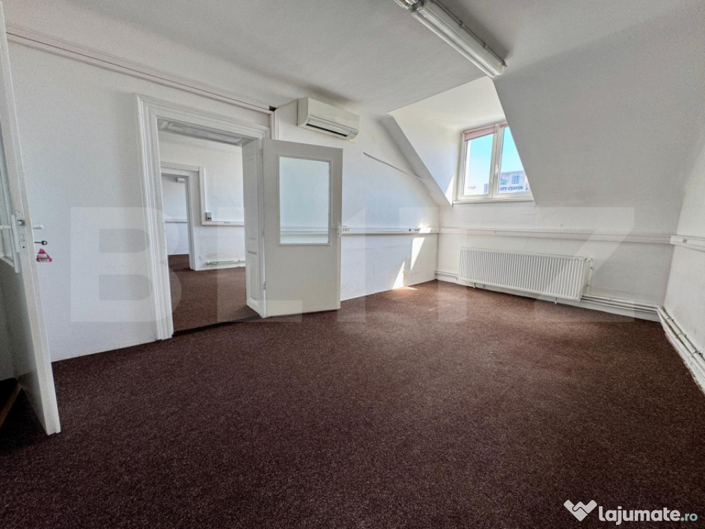 Spațiu de birouri 120 mp, 5 încăperi – mansardă în cl