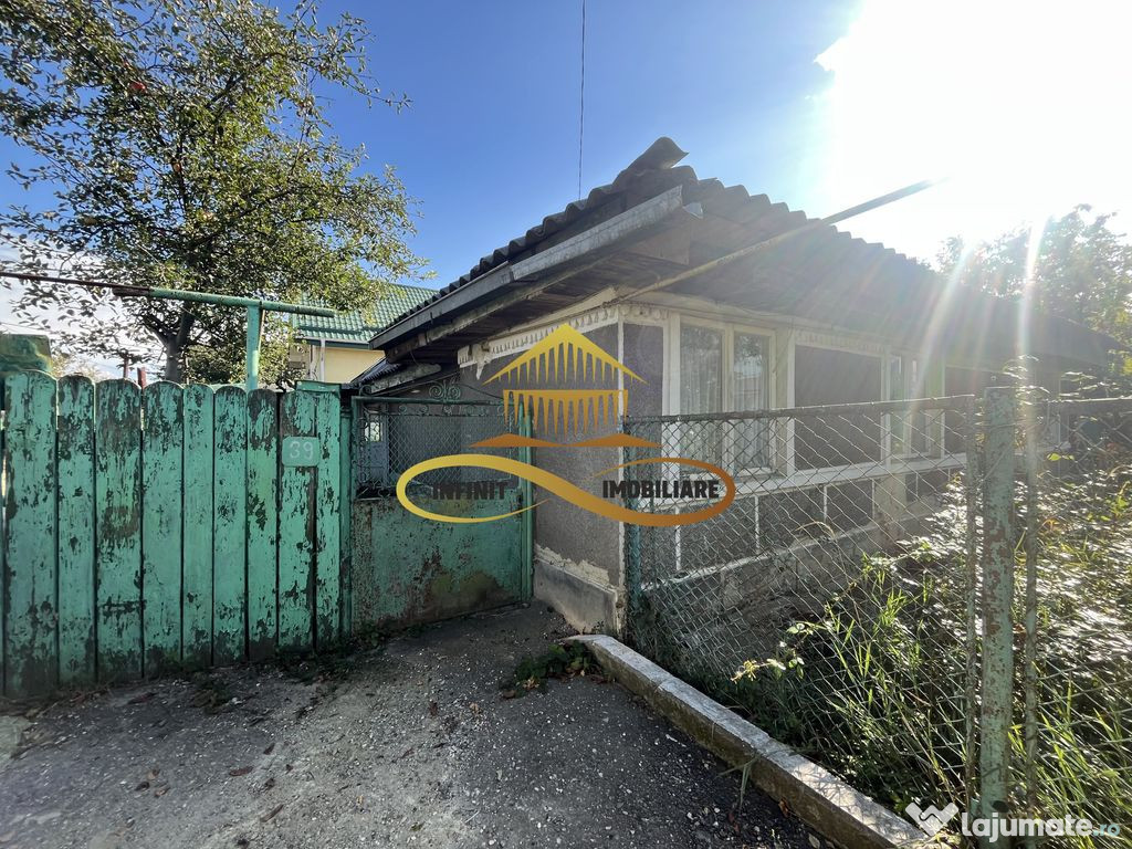 Casa bătrânească de vânzare in Bacău