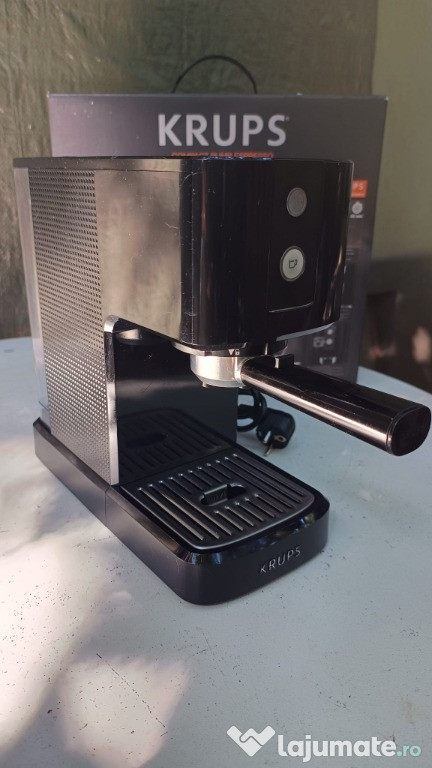 Espressor Krups Calvi XP3410, 1460W, 15 bar, 1 l,Stare ,Foarte bună