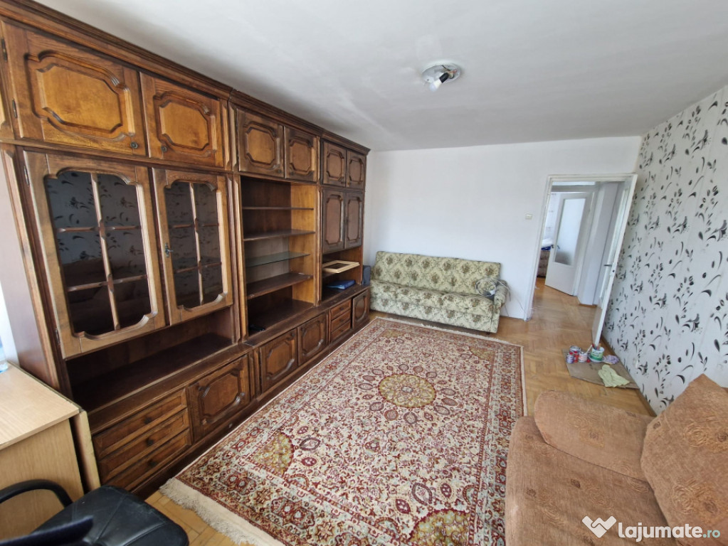 Apartament 2 camere, decomandat – 51 mp utili, zona buna