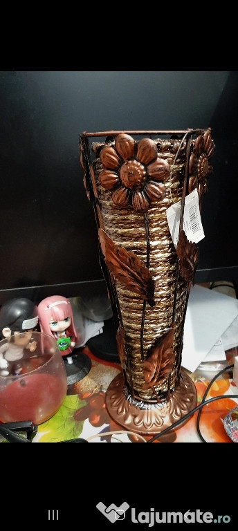 Vaza ornamentala