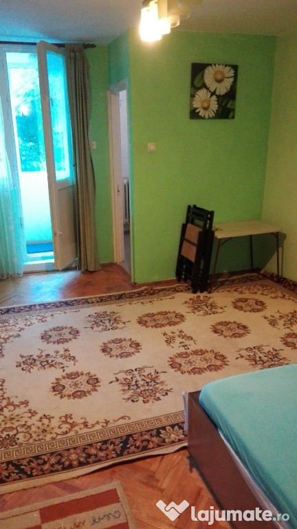 Proprietar inchiriez garsoniera Tatarasi Flora