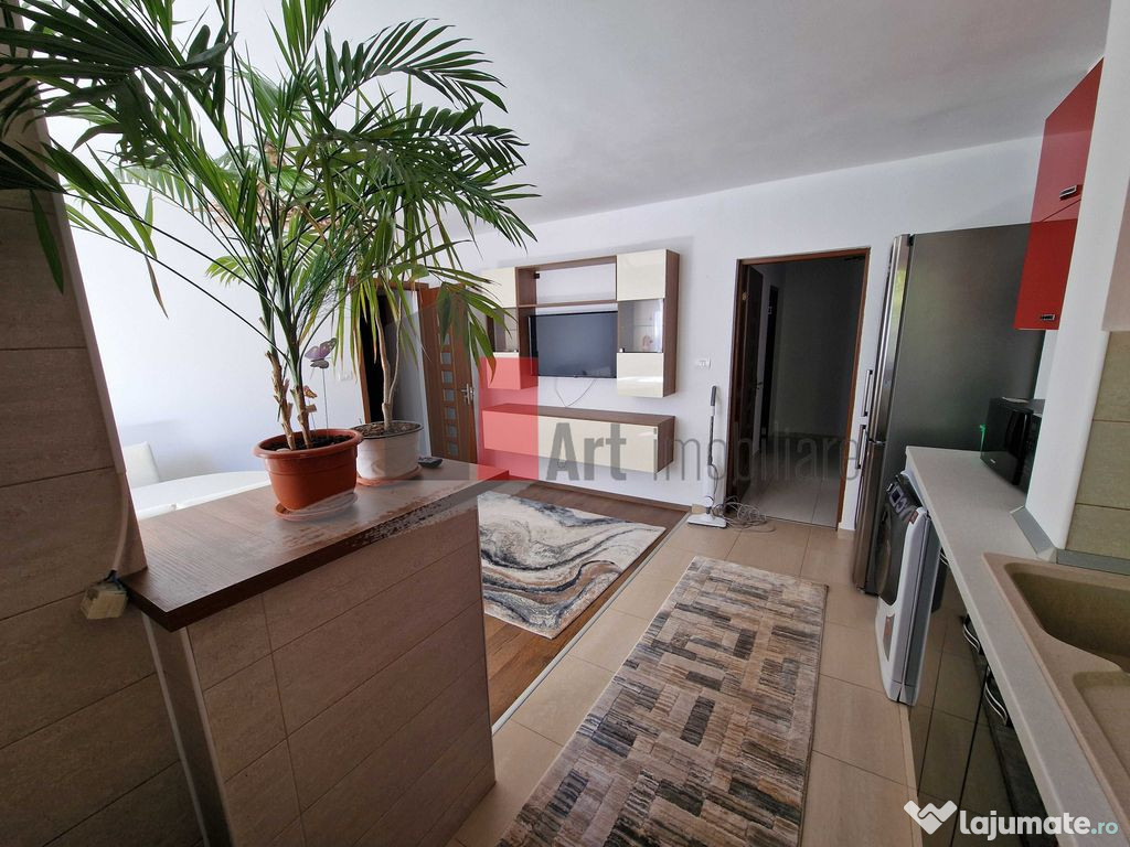 Închiriere 3 camere, nou, zona Favorit, 2 locuri de par...