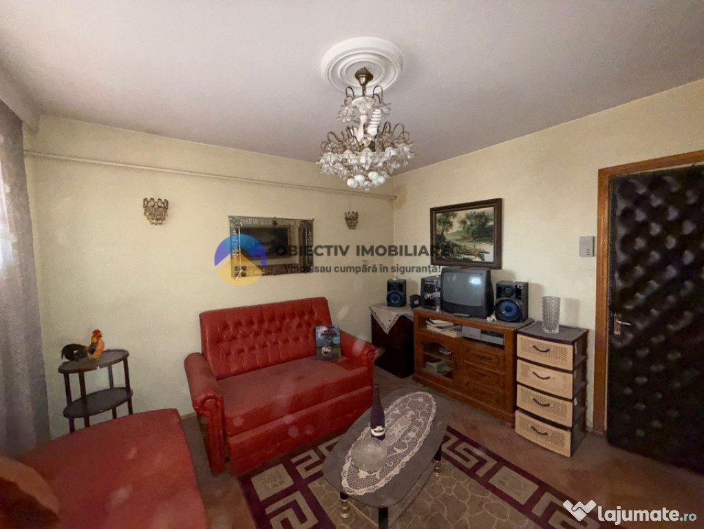 Apartament 4 camere - B-dul Traian 87 mp