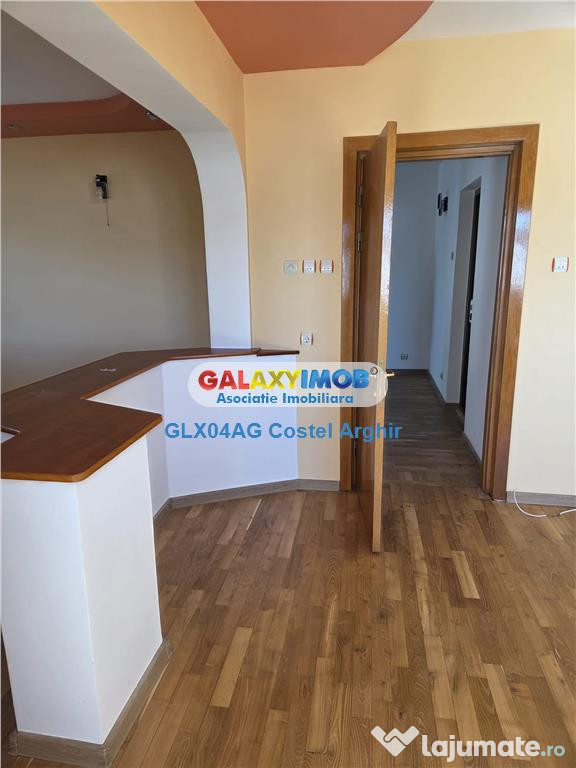 Inchiriem casa 550 mp10 camere pretabila after school sau az