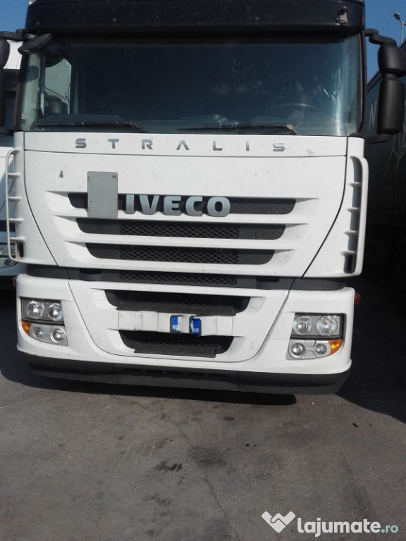 Ansamblu cap tractor si semiremorca