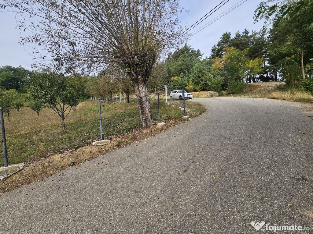 Teren intravilan, utilități, Corbi, Argeș – zonă tu...