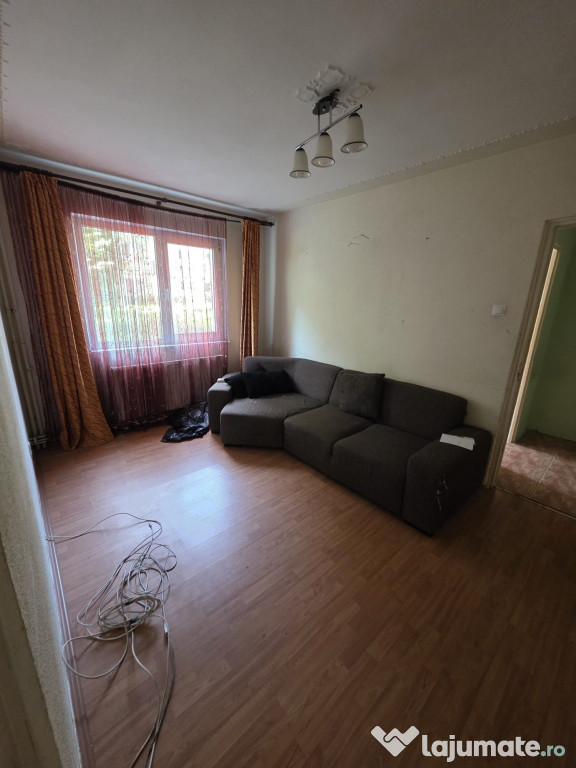 Apartament 2 camere zona Gemenii