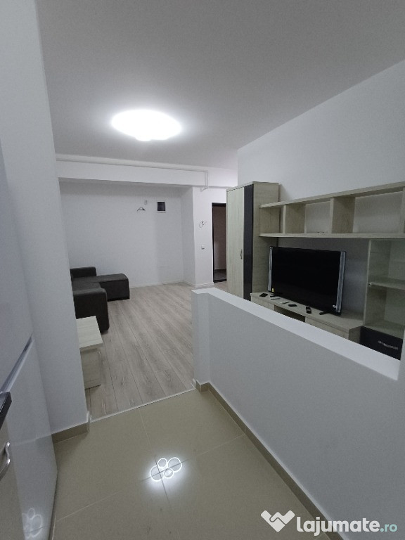 Apartament de închiriat