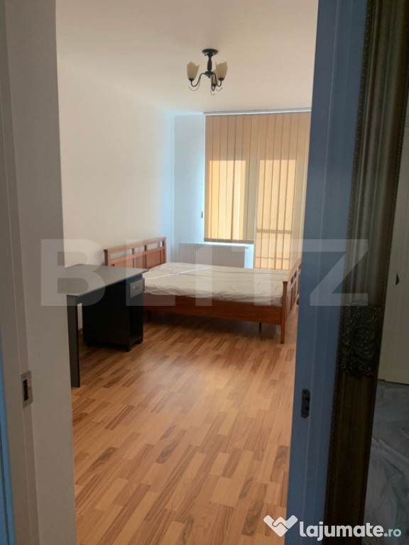 Apartament 2 camere, decomandat, parcare, zona Buna Ziua