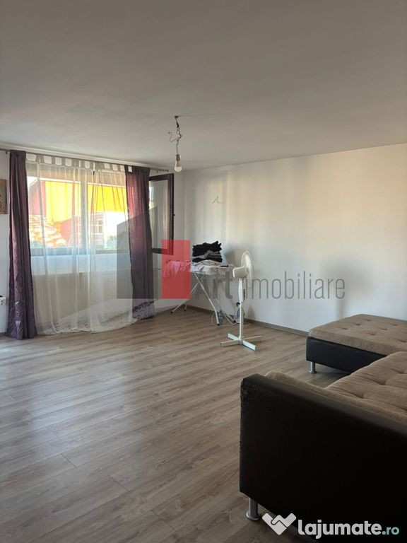 Casă spațioasă și confortabilă cu 5 camere - Sector 3