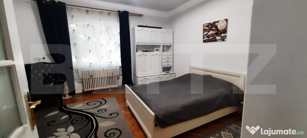 Casa de vanzare zona Corvinilor Satu MARE , 3 Camere , supra