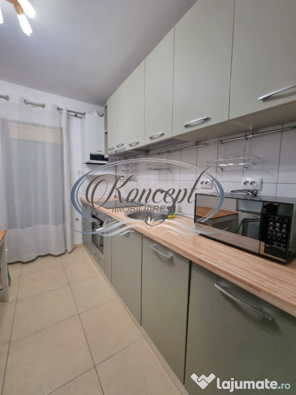 Apartament cu finisaje moderne, dressing si balcon in cartie