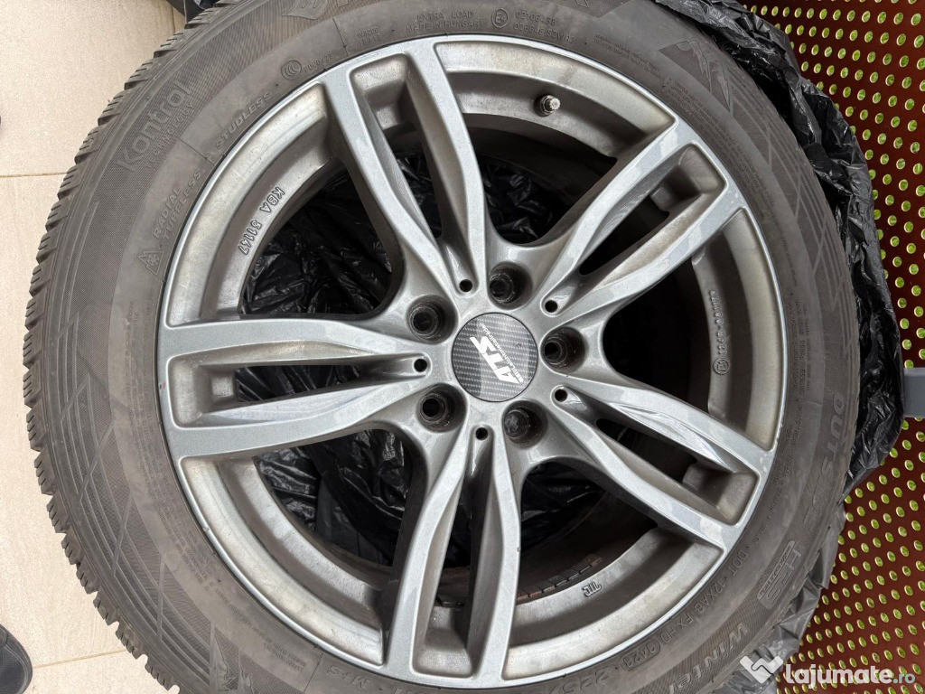 Vand set 4 anvelope si 4 jante aftermarket pentru BMW F30